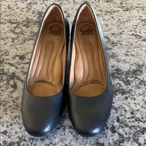 Sofft black heels
